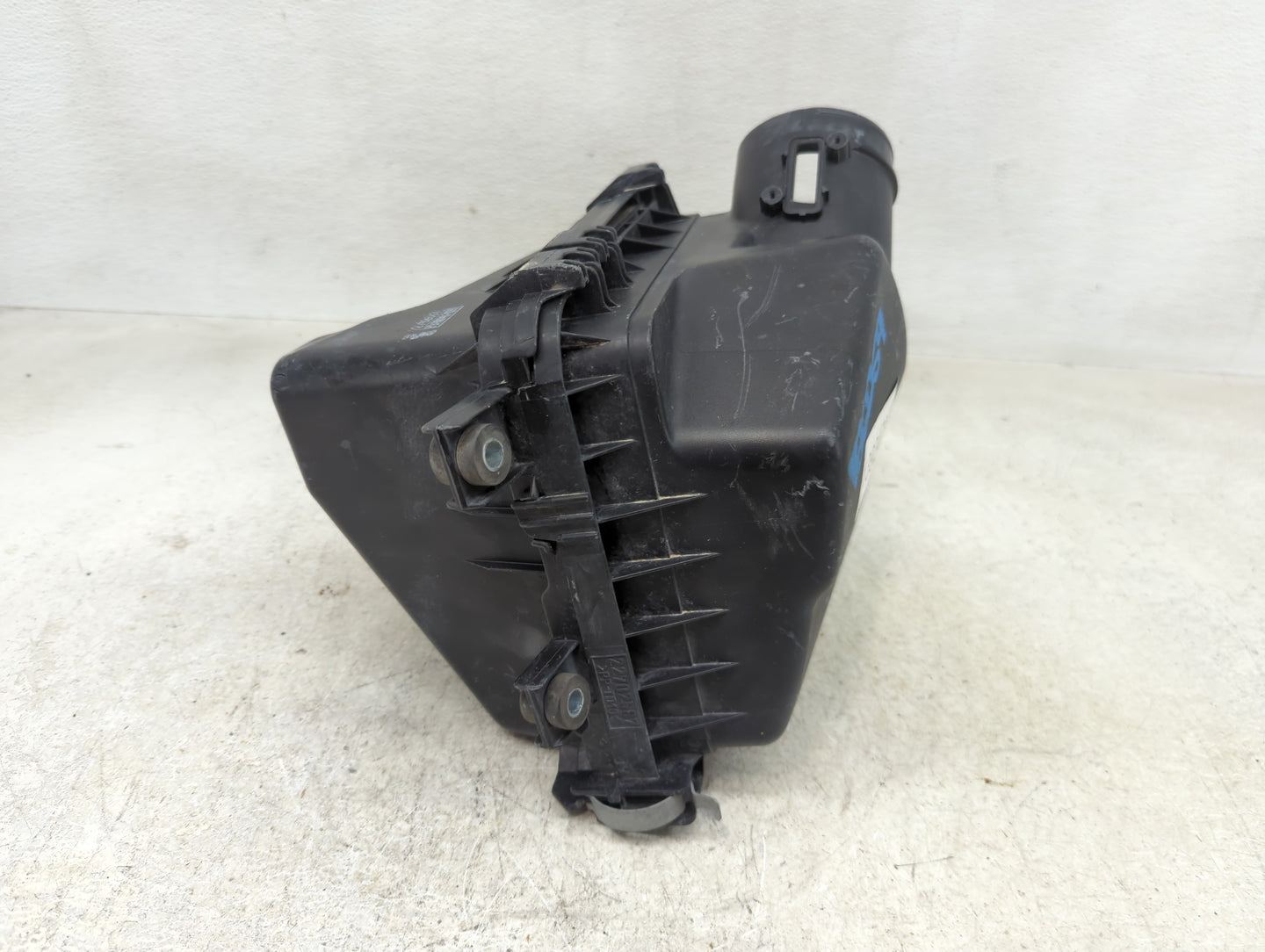 2005-2008 Chevrolet Cobalt Air Cleaner Intake-duct Hose Tube - Oemusedautoparts1.com
