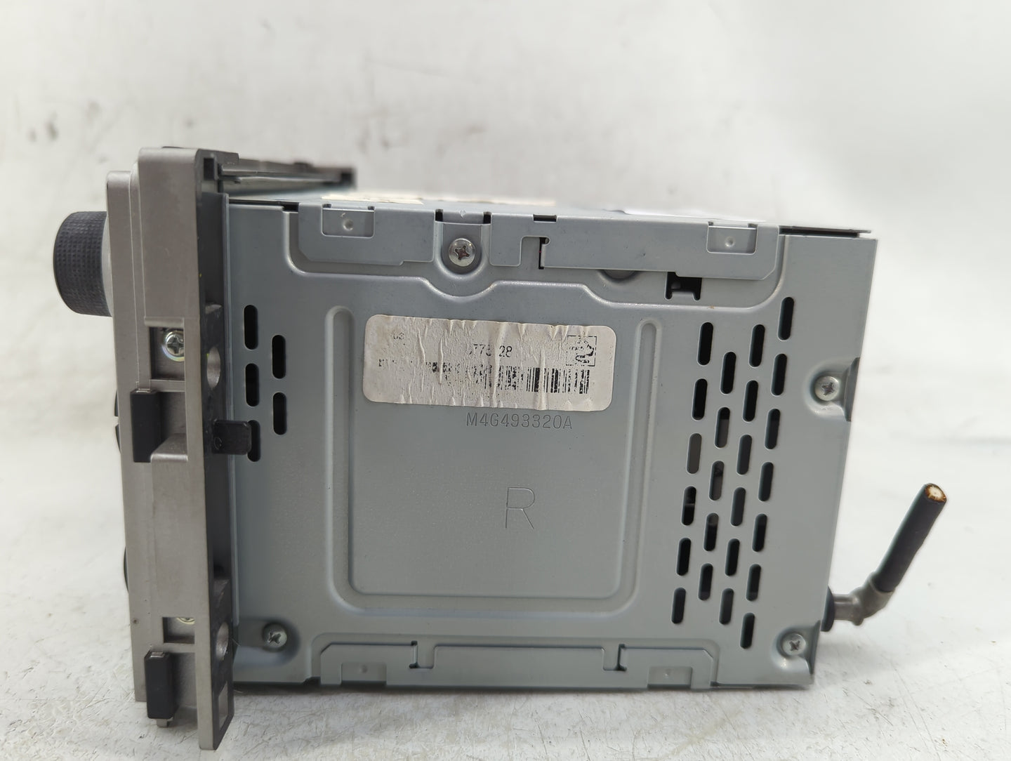 2007-2008 Chevrolet Cobalt Radio AM FM Cd Player Receiver Replacement P/N:M4G493320A Fits Fits 2007 2008 OEM Used Auto Parts