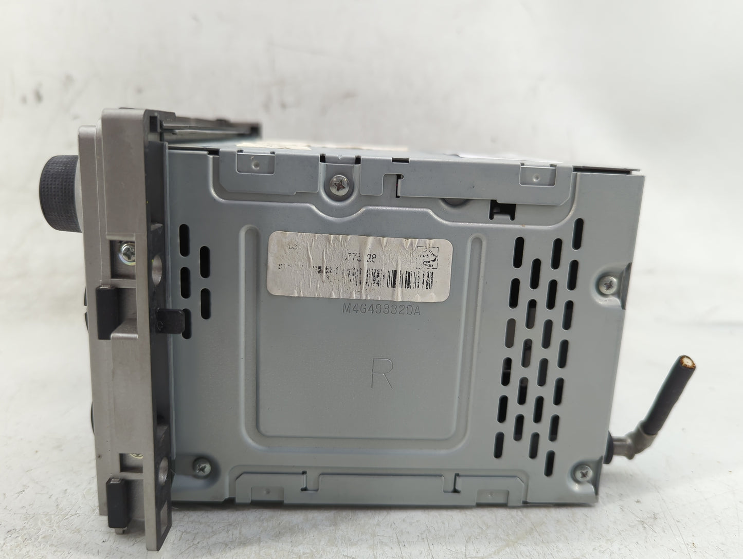 2007-2008 Chevrolet Cobalt Radio AM FM Cd Player Receiver Replacement P/N:M4G493320A Fits Fits 2007 2008 OEM Used Auto Parts