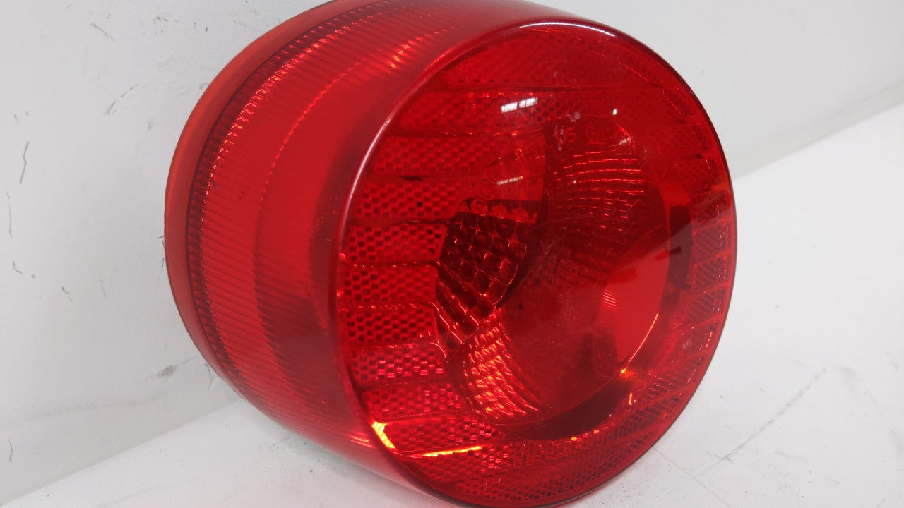 2005-2010 Chevrolet Cobalt Tail Light Assembly Driver Left OEM P/N:15797855 16532531 Fits Fits 2005 2006 2007 2008 2009 2010