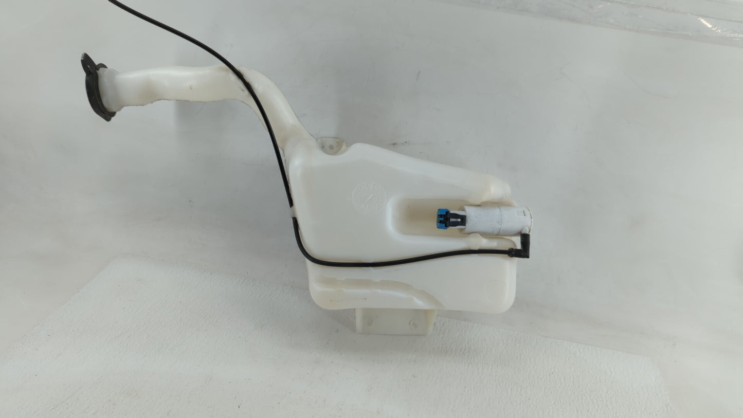 2005-2010 Chevrolet Cobalt Windshield Washer Fluid Reservoir Bottle Oem - Oemusedautoparts1.com