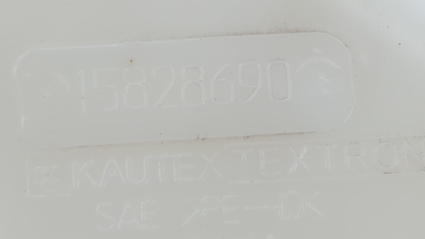 2005-2010 Chevrolet Cobalt Windshield Washer Fluid Reservoir Bottle Oem - Oemusedautoparts1.com