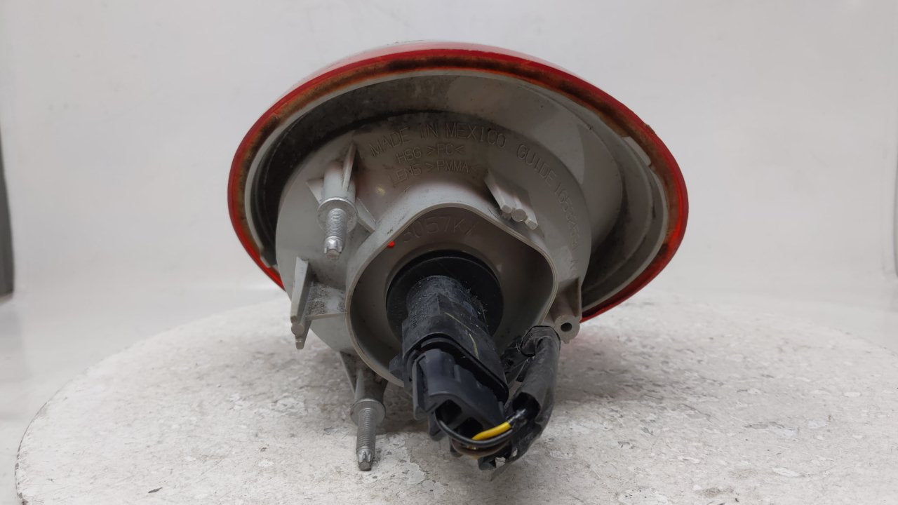 2005-2010 Chevrolet Cobalt Tail Light Assembly Driver Left OEM P/N:15797855 16532531 Fits Fits 2005 2006 2007 2008 2009 2010