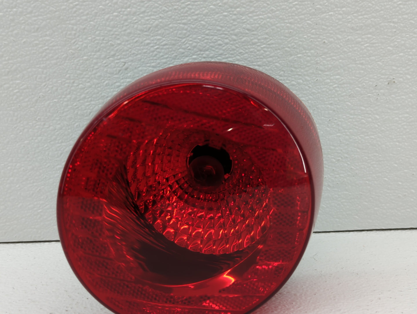 2005-2010 Chevrolet Cobalt Tail Light Assembly Passenger Right OEM P/N:15797856 16532532 A Fits Fits 2005 2006 2007 2008 200