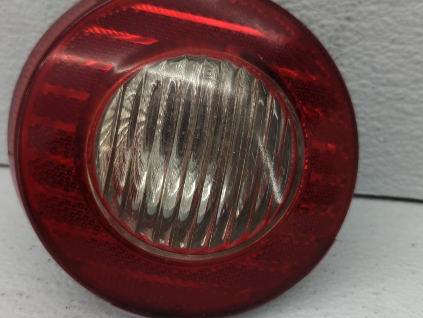 2005-2010 Chevrolet Cobalt Tail Light Assembly Driver Left OEM P/N:15532541 16532531 Fits Fits 2005 2006 2007 2008 2009 2010