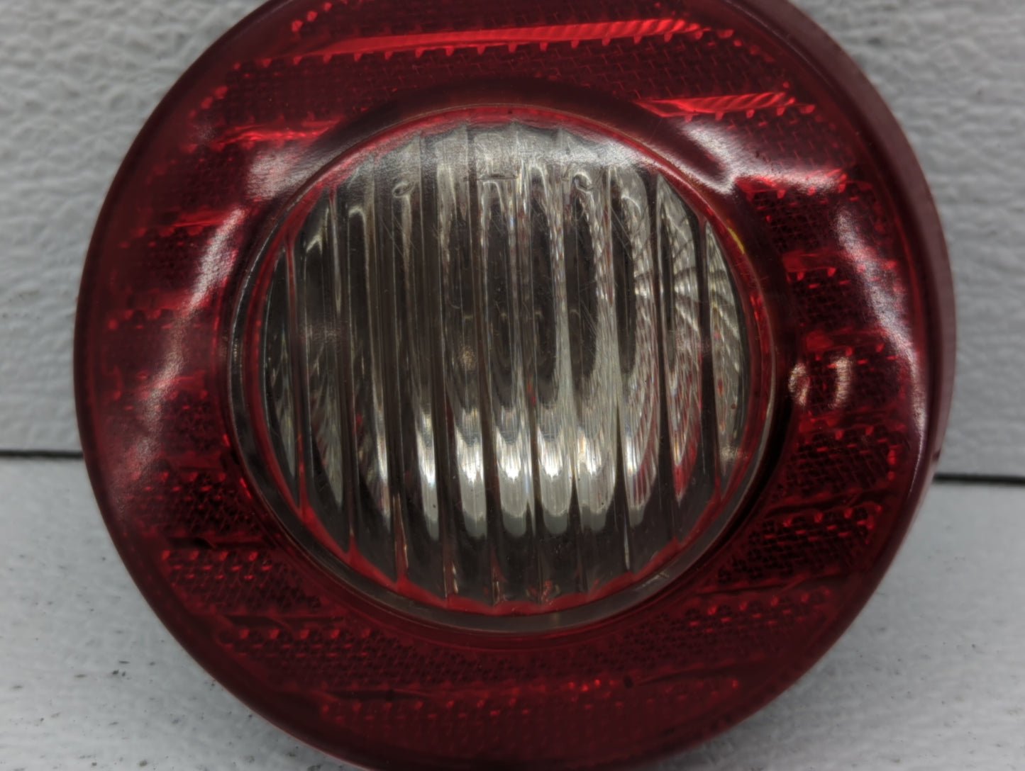 2005-2010 Chevrolet Cobalt Tail Light Assembly Passenger Right OEM P/N:15874975 16532542 Fits Fits 2005 2006 2007 2008 2009 