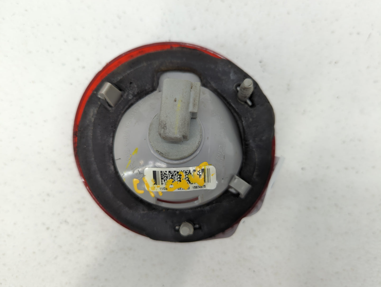 2005-2010 Chevrolet Cobalt Tail Light Assembly Passenger Right OEM P/N:15874975 16532542 Fits Fits 2005 2006 2007 2008 2009 