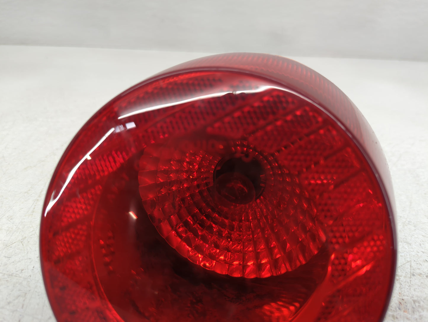 2005-2010 Chevrolet Cobalt Tail Light Assembly Passenger Right OEM P/N:15797856 Fits Fits 2005 2006 2007 2008 2009 2010 OEM 