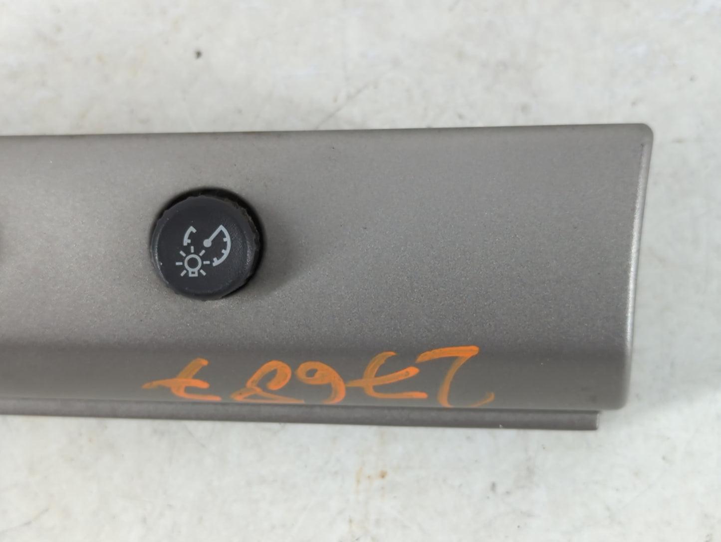 2008 Chevrolet Cobalt Headlight Head Light Switch Lamp Control - Oemusedautoparts1.com