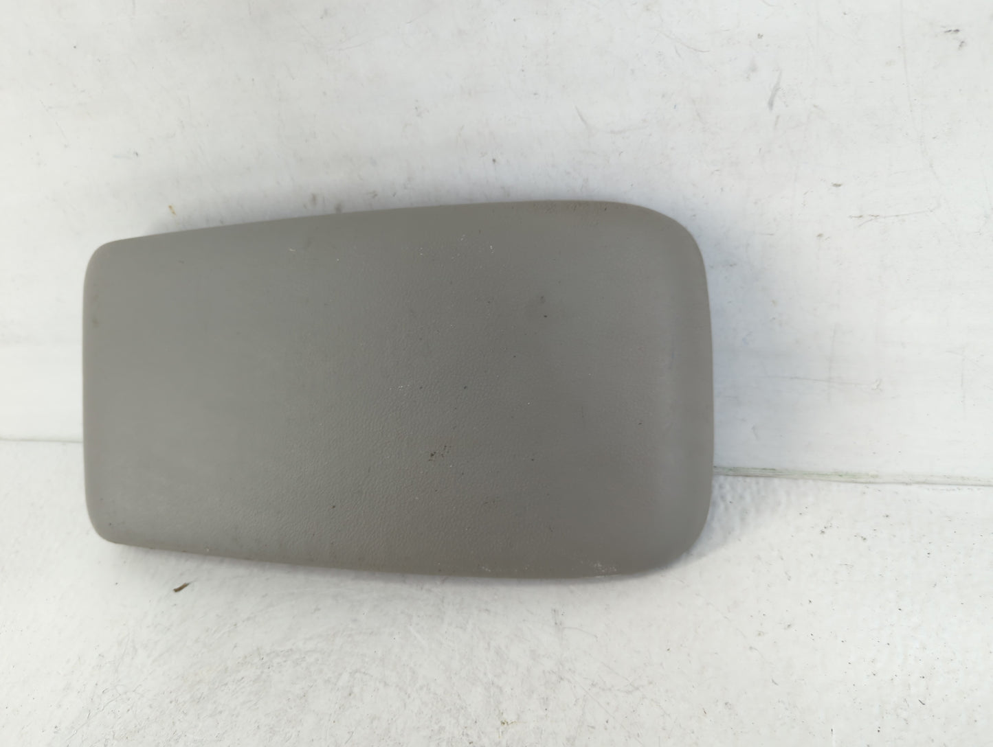 2008 Chevrolet Cobalt Center Console Armrest Cover Lid Fits OEM Used Auto Parts - Oemusedautoparts1.com