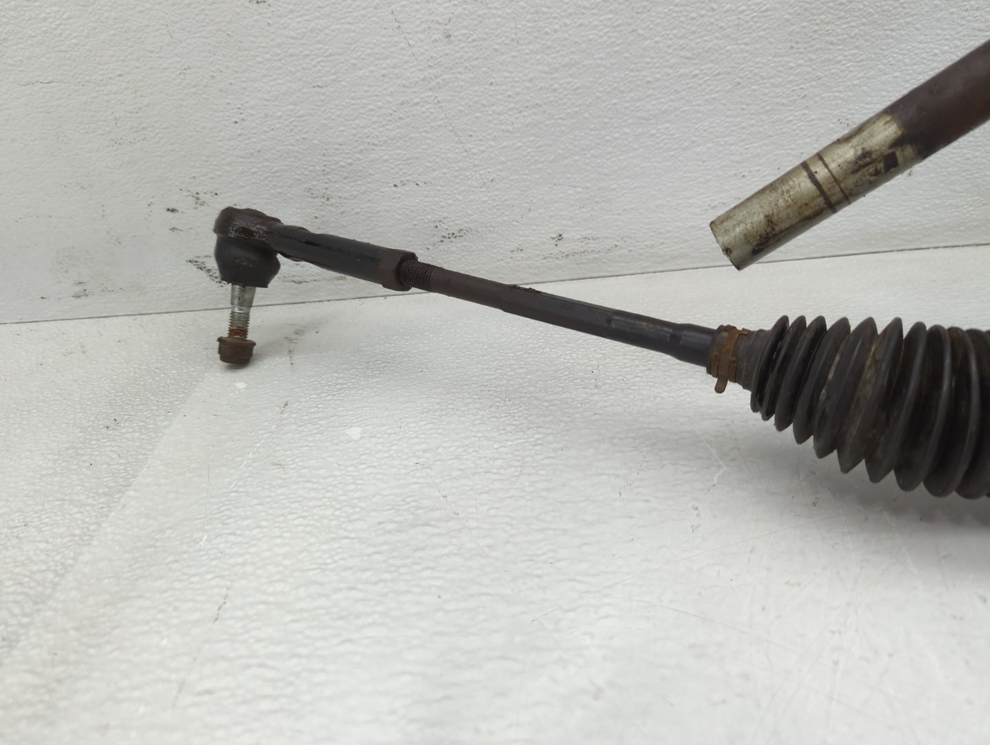 2008 Chevrolet Cobalt Rack and Pinion Steering Gear P/N:15816428 Fits OEM Used Auto Parts - Oemusedautoparts1.com