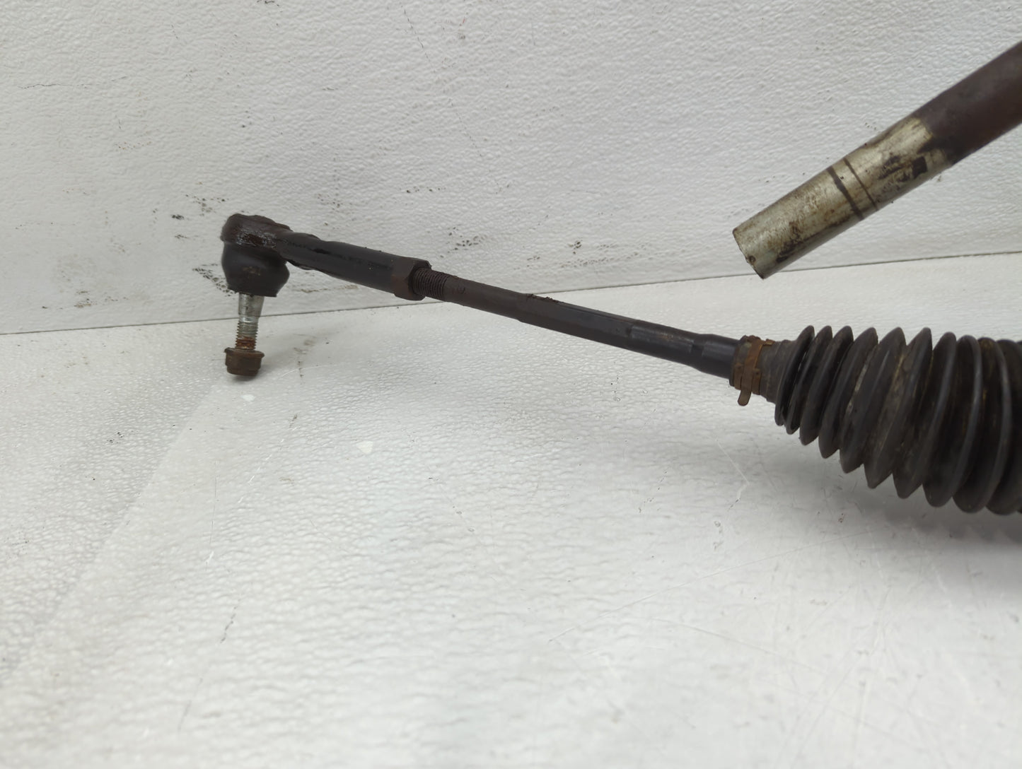 2008 Chevrolet Cobalt Rack and Pinion Steering Gear P/N:15816428 Fits OEM Used Auto Parts - Oemusedautoparts1.com