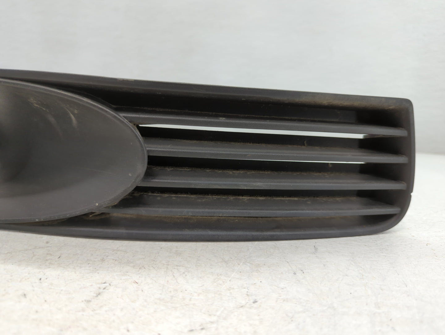 2005-2010 Chevrolet Cobalt Front Bumper Grille Cover - Oemusedautoparts1.com