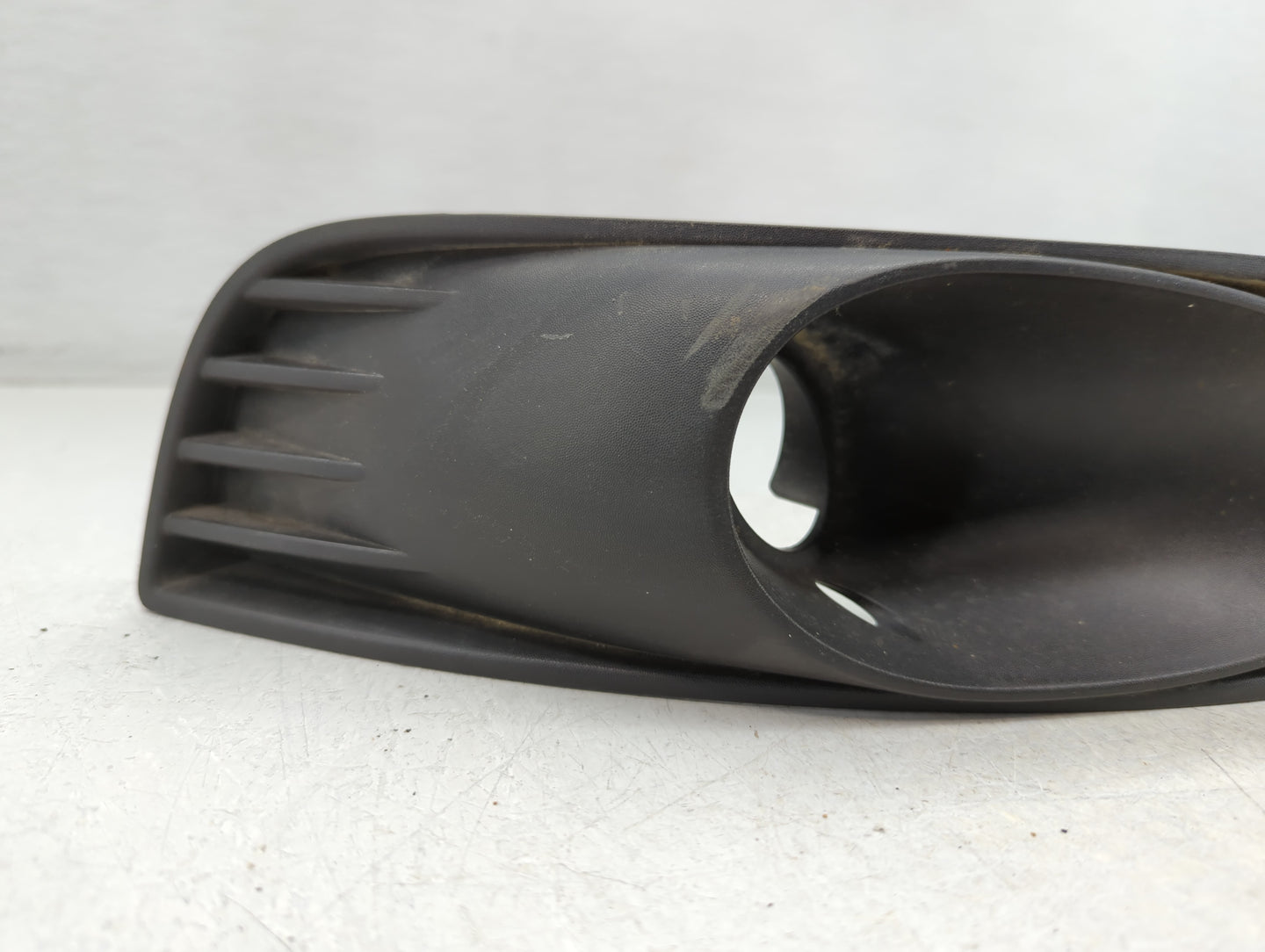 2005-2010 Chevrolet Cobalt Front Grille Bumper Not Included - Oemusedautoparts1.com