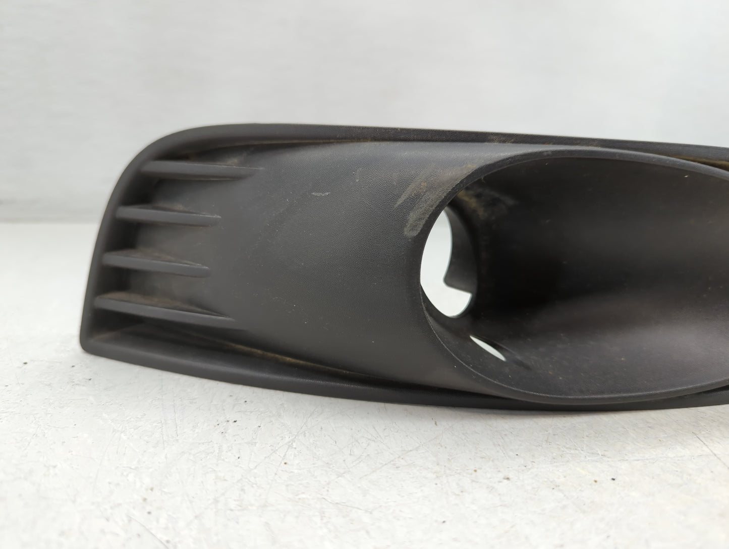 2005-2010 Chevrolet Cobalt Front Grille Bumper Not Included - Oemusedautoparts1.com