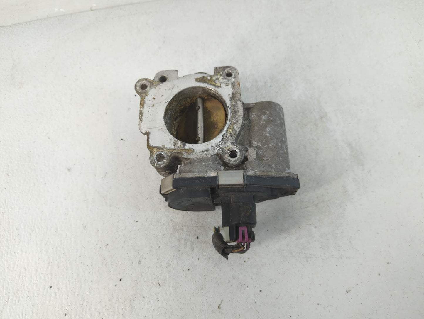 2007-2010 Chevrolet Cobalt Throttle Body P/N:AA670AA5026B Fits Fits 2007 2008 2009 2010 2011 OEM Used Auto Parts - Oemusedau