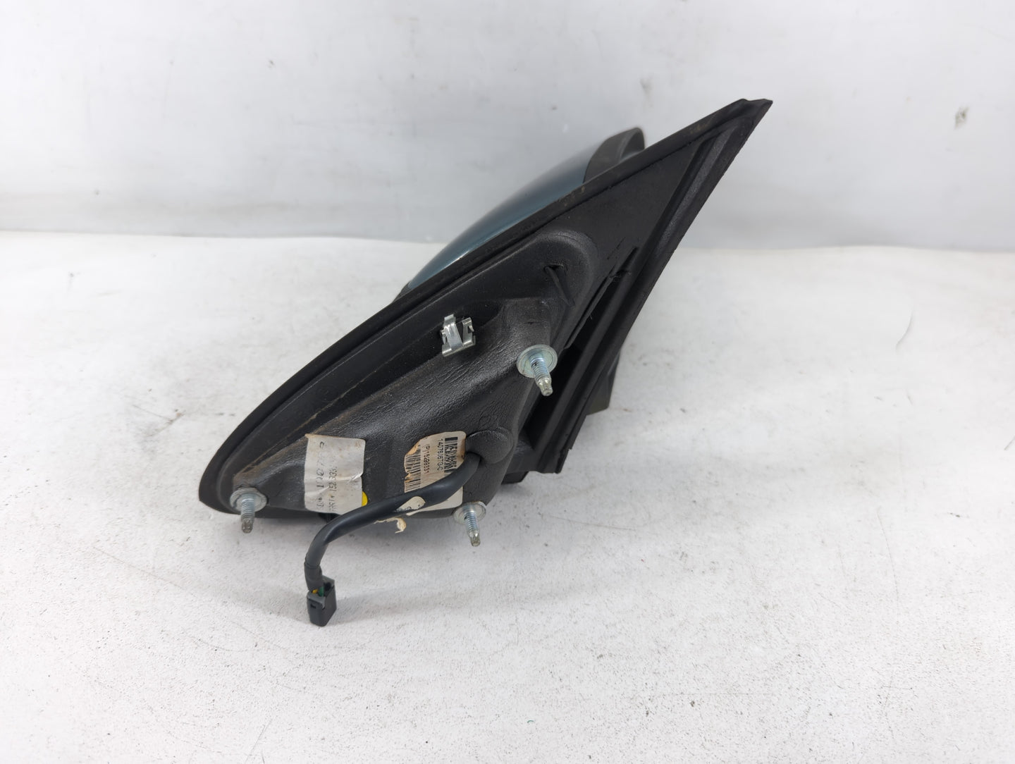 2005-2010 Chevrolet Cobalt Passenger Right Side View Manual Door Mirror - Oemusedautoparts1.com