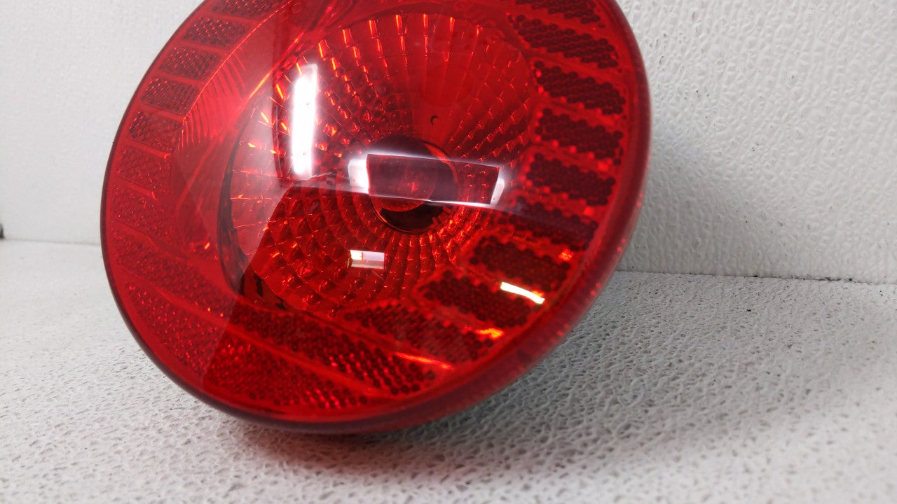 2005-2010 Chevrolet Cobalt Tail Light Assembly Driver Left OEM P/N:15797855 16532531 Fits Fits 2005 2006 2007 2008 2009 2010