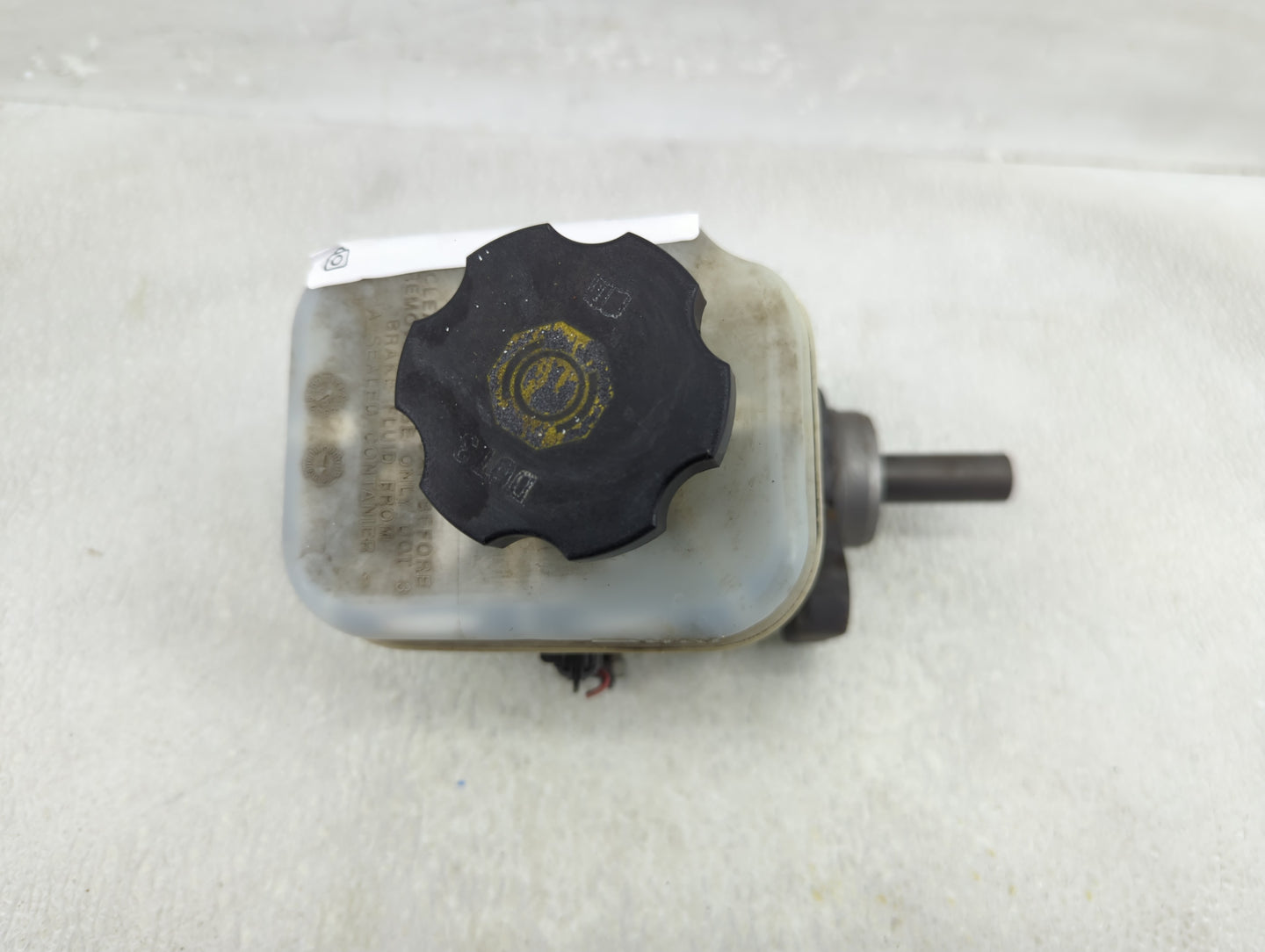 2004-2008 Chevrolet Colorado Brake Master Cylinder 1312778 - Oemusedautoparts1.com