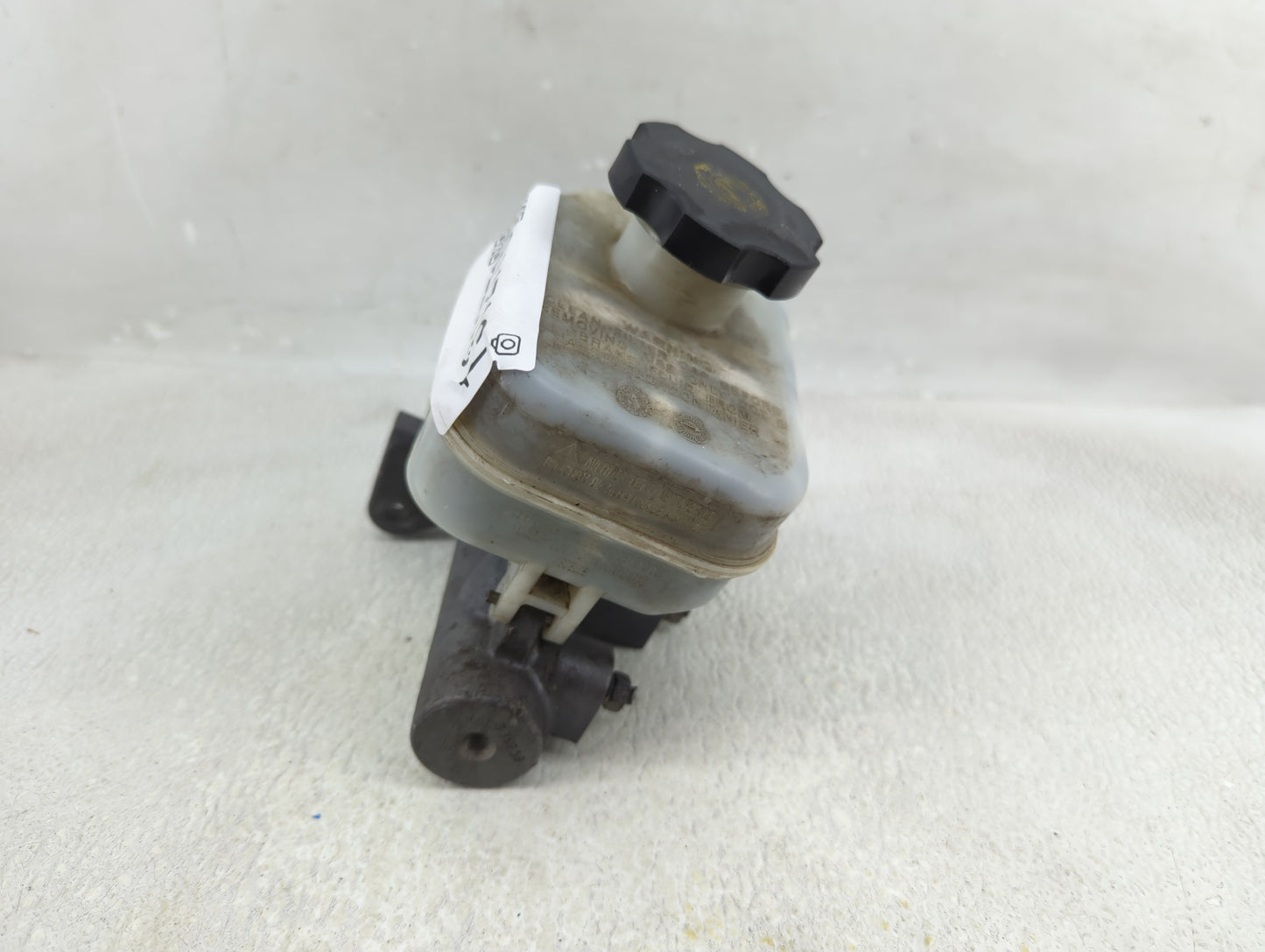 2004-2008 Chevrolet Colorado Brake Master Cylinder - Oemusedautoparts1.com