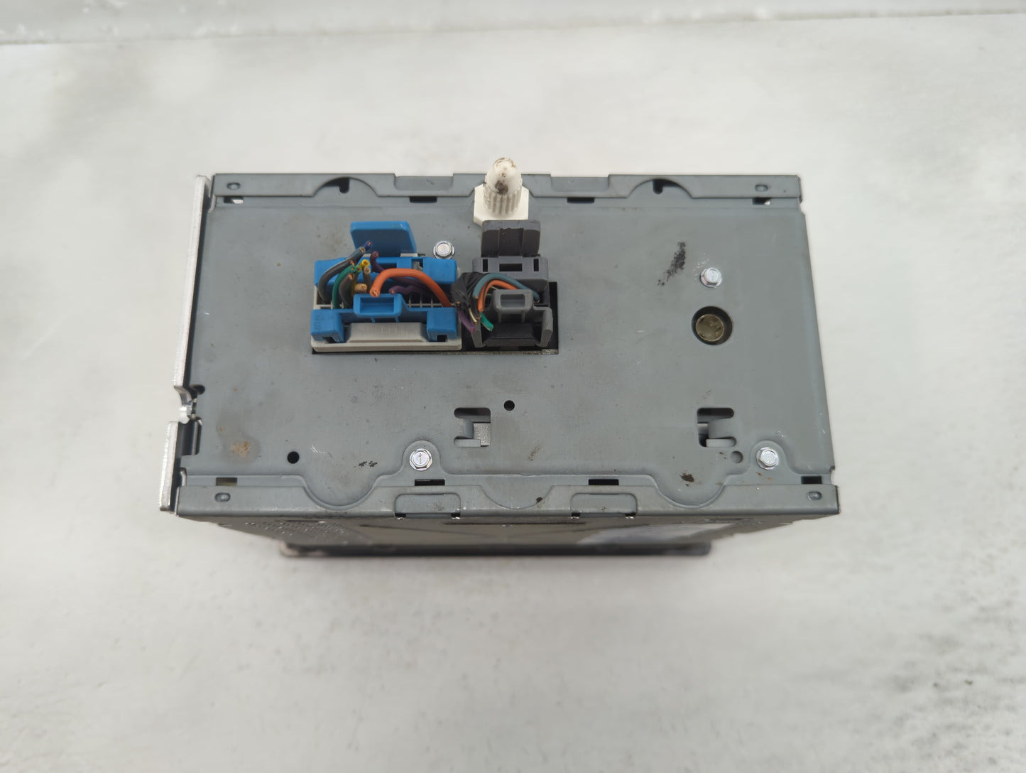 2005-2012 Chevrolet Colorado Radio AM FM Cd Player Receiver Replacement P/N:28066450 15941771 Fits OEM Used Auto Parts - Oem