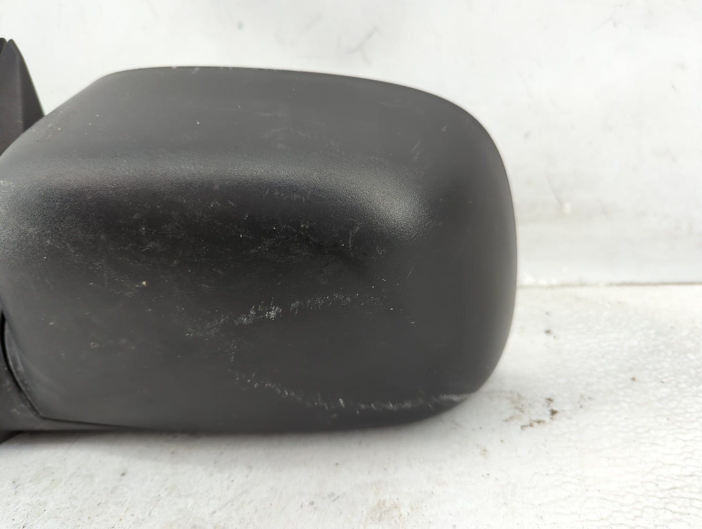 2004-2012 Chevrolet Colorado Driver Left Side View Manual Door Mirror - Oemusedautoparts1.com