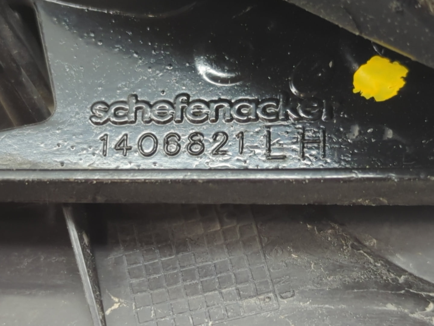 2004-2012 Chevrolet Colorado Driver Left Side View Manual Door Mirror - Oemusedautoparts1.com