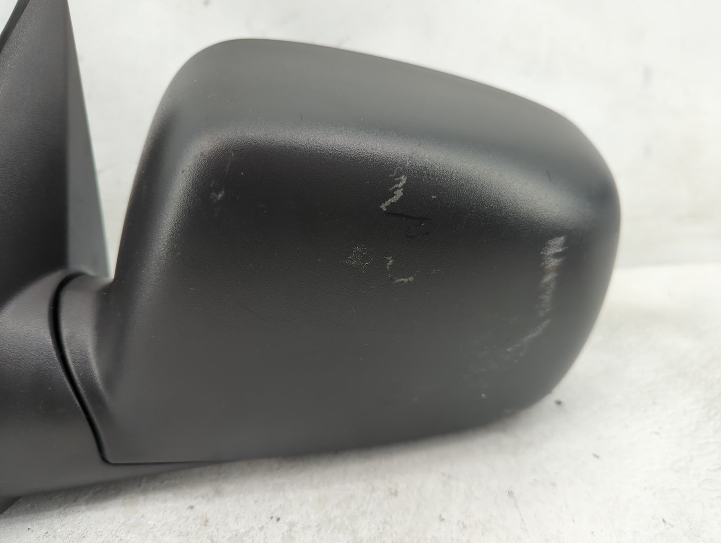 2004-2012 Chevrolet Colorado Driver Side View Mirror - Left Door Mirror OEM Used - Oemusedautoparts1.com