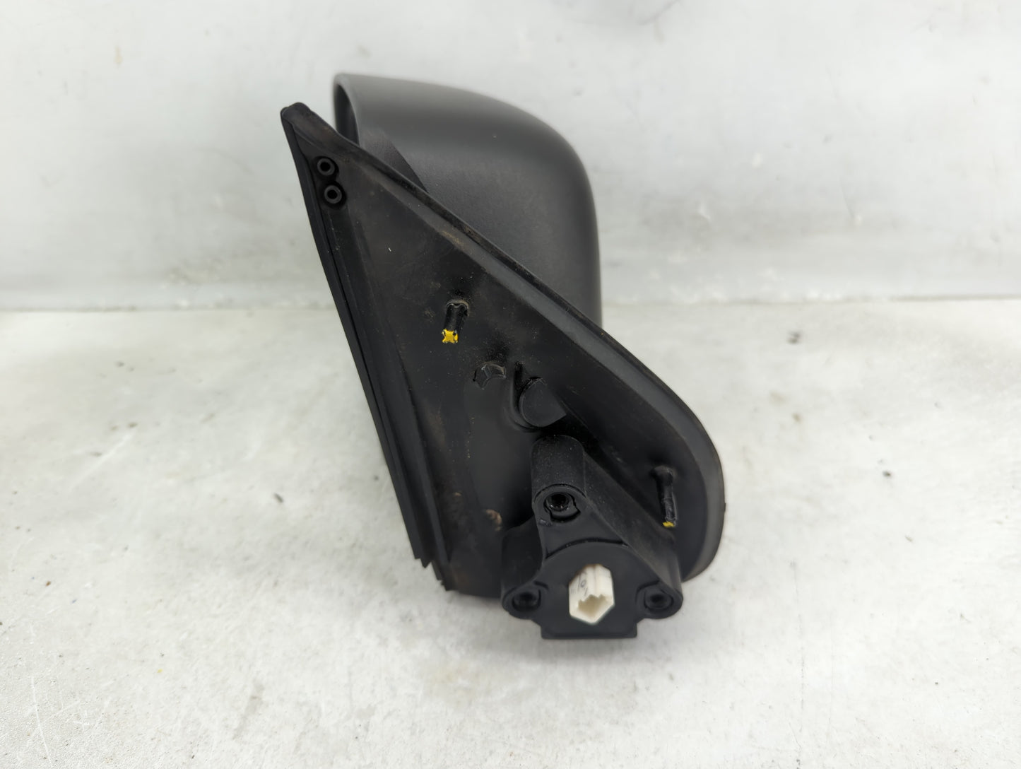 2004-2012 Chevrolet Colorado Driver Side View Mirror - Left Door Mirror OEM Used - Oemusedautoparts1.com