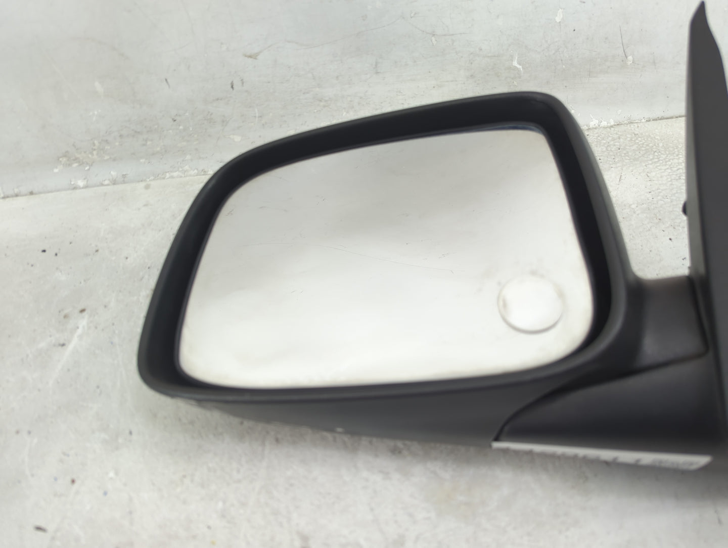 2004-2012 Chevrolet Colorado Driver Side View Mirror - Left Door Mirror OEM Used - Oemusedautoparts1.com