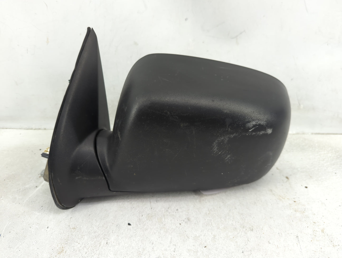 2004-2012 Chevrolet Colorado Driver Side View Mirror - Left Door Mirror OEM Used - Oemusedautoparts1.com