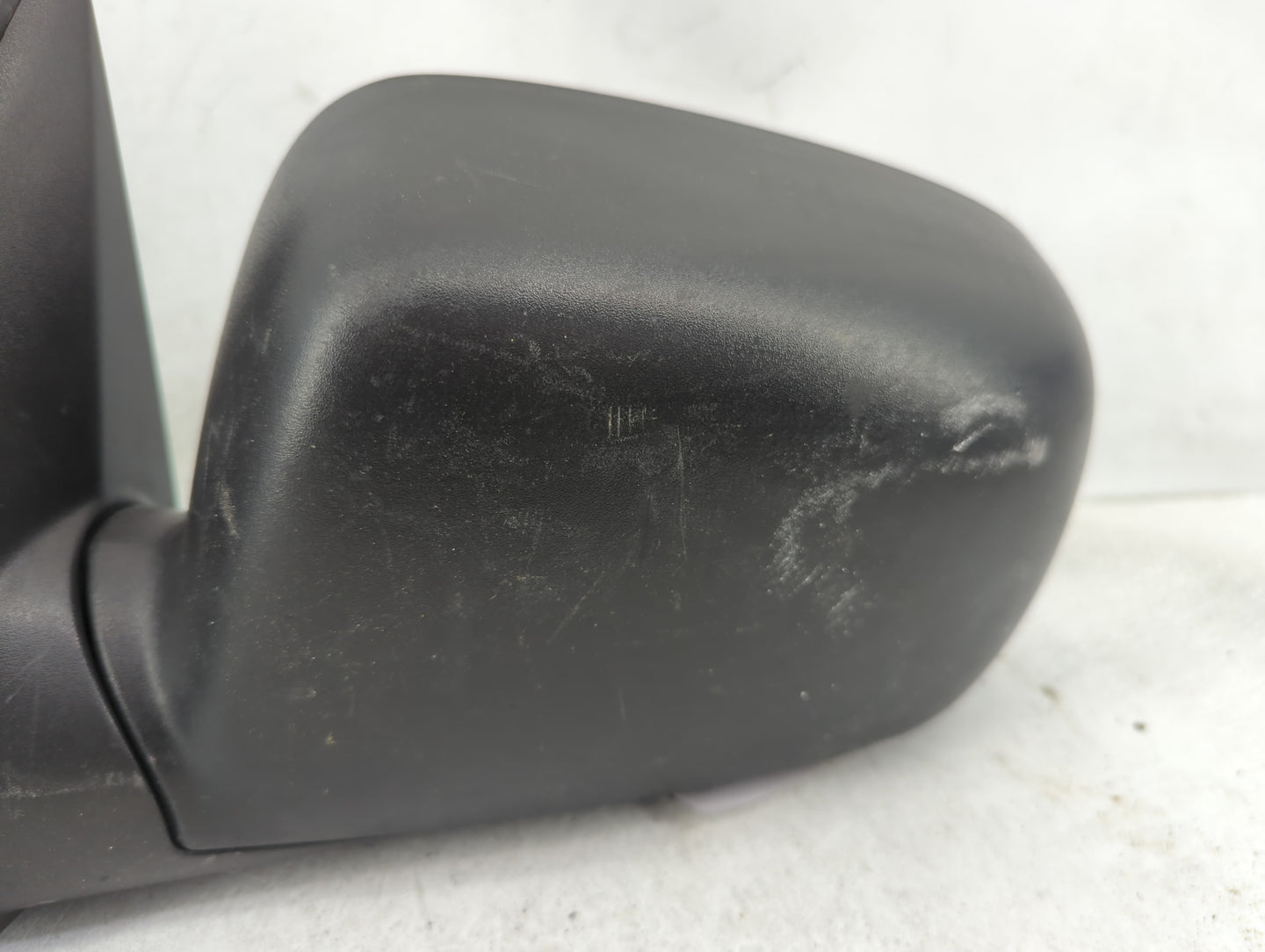 2004-2012 Chevrolet Colorado Driver Side View Mirror - Left Door Mirror OEM Used - Oemusedautoparts1.com