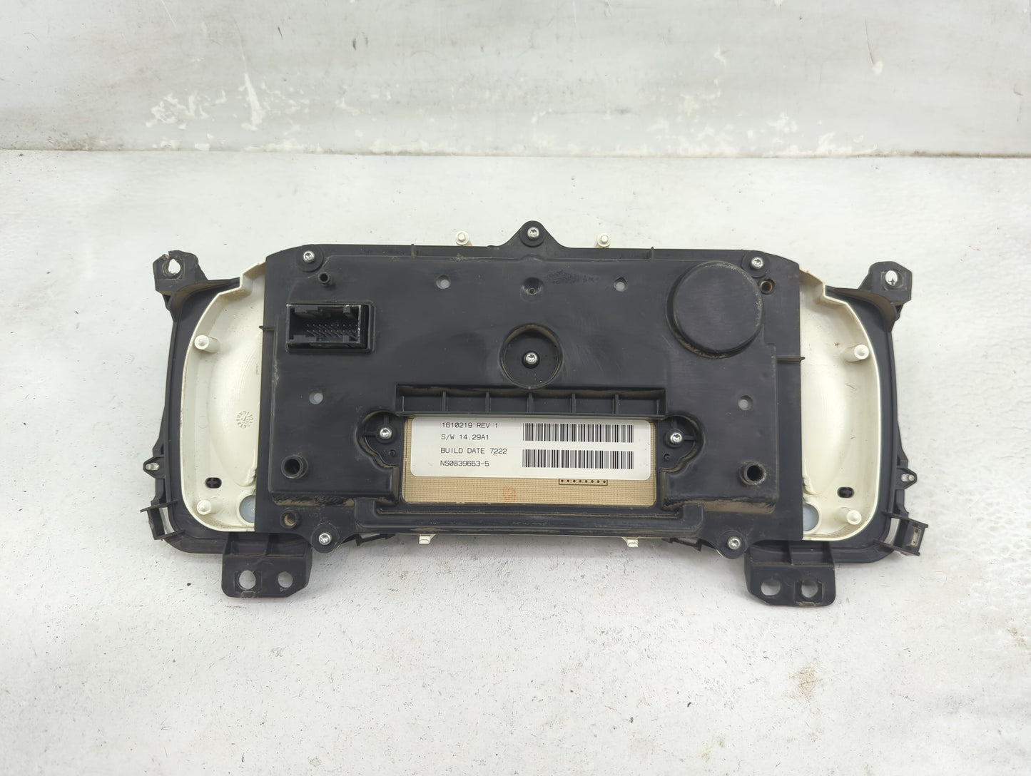 2008 Chevrolet Colorado Instrument Cluster Speedometer Gauges P/N:1610219 NS0839653-5 Fits OEM Used Auto Parts - Oemusedauto