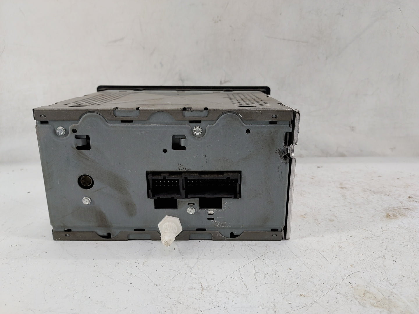 2005-2012 Chevrolet Colorado Radio AM FM Cd Player Receiver Replacement P/N:28161564 25998449 Fits OEM Used Auto Parts - Oem