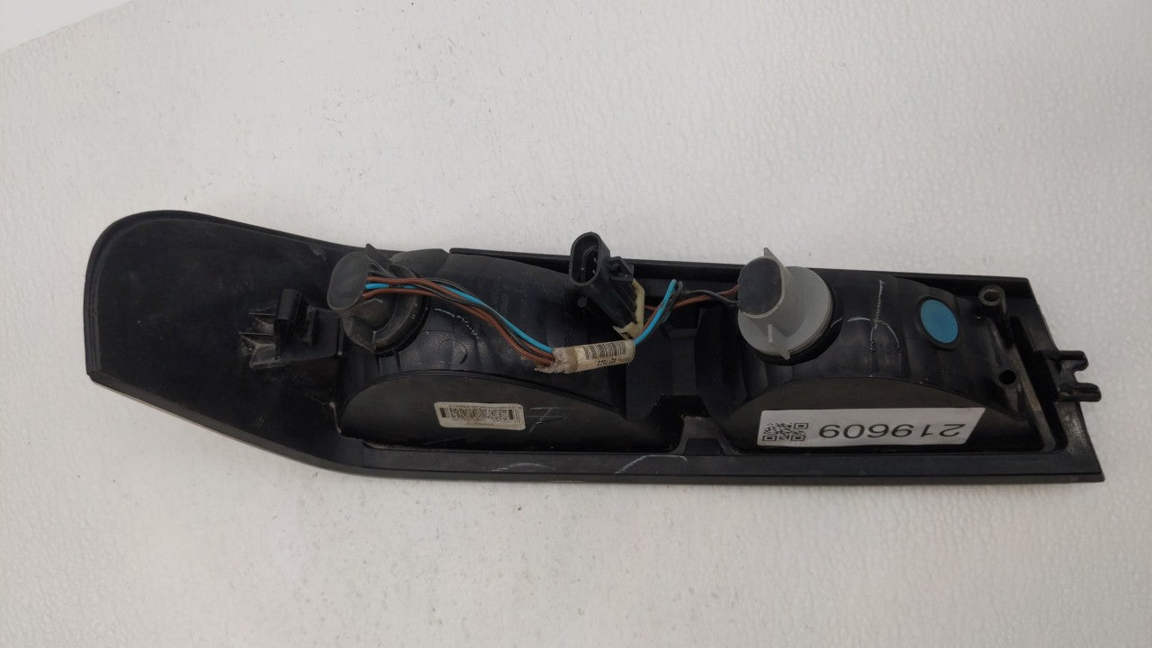 2004-2012 Chevrolet Colorado Driver Left Oem Front Light Lamp - Oemusedautoparts1.com
