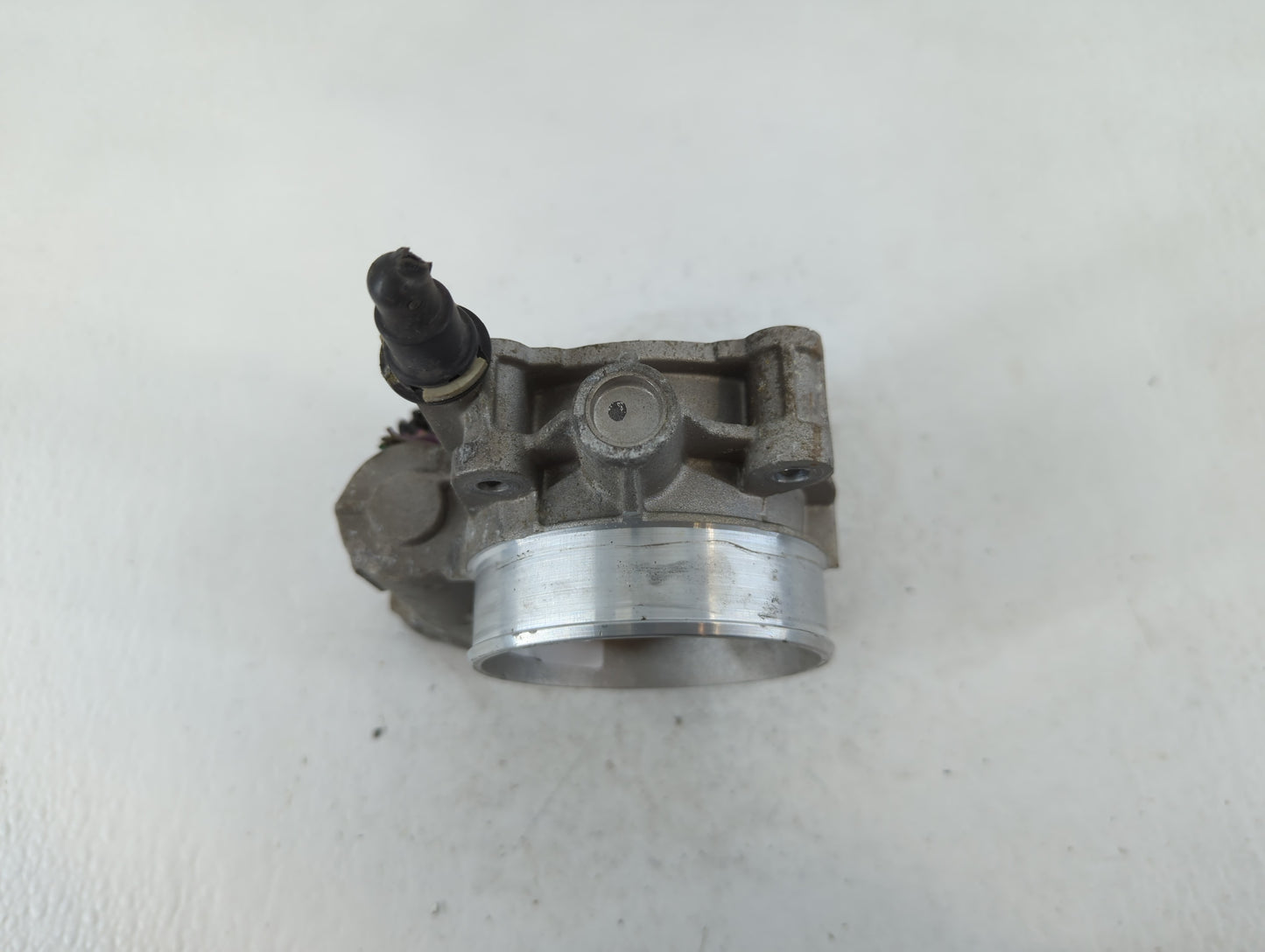 2008-2012 Chevrolet Colorado Throttle Body P/N:A244JA4133B Fits Fits 2008 2009 2010 2011 2012 OEM Used Auto Parts - Oemuseda