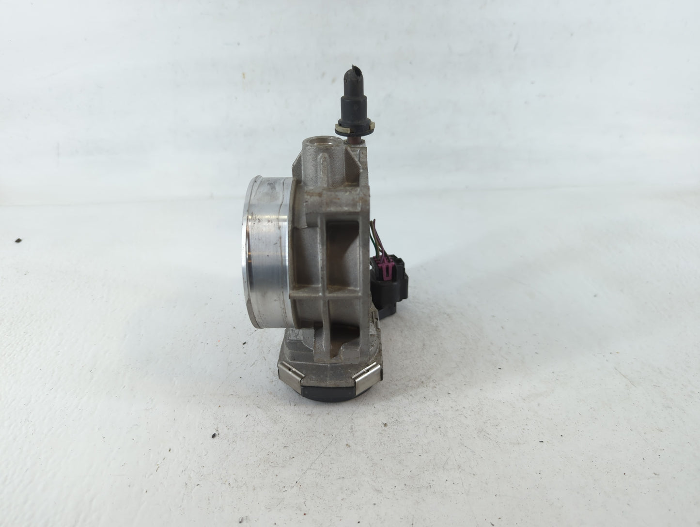 2008-2012 Chevrolet Colorado Throttle Body P/N:A244JA4133B Fits Fits 2008 2009 2010 2011 2012 OEM Used Auto Parts - Oemuseda