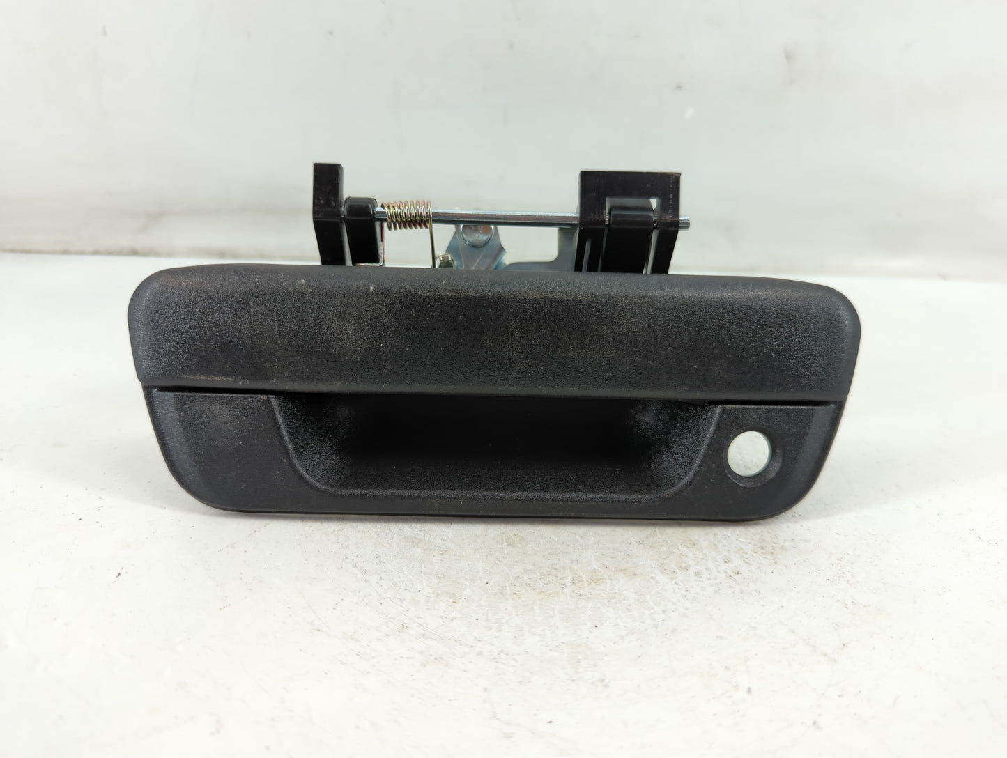 2004 Chevrolet Colorado Driver Rear Left Door Handle Exterior Assembly - Oemusedautoparts1.com