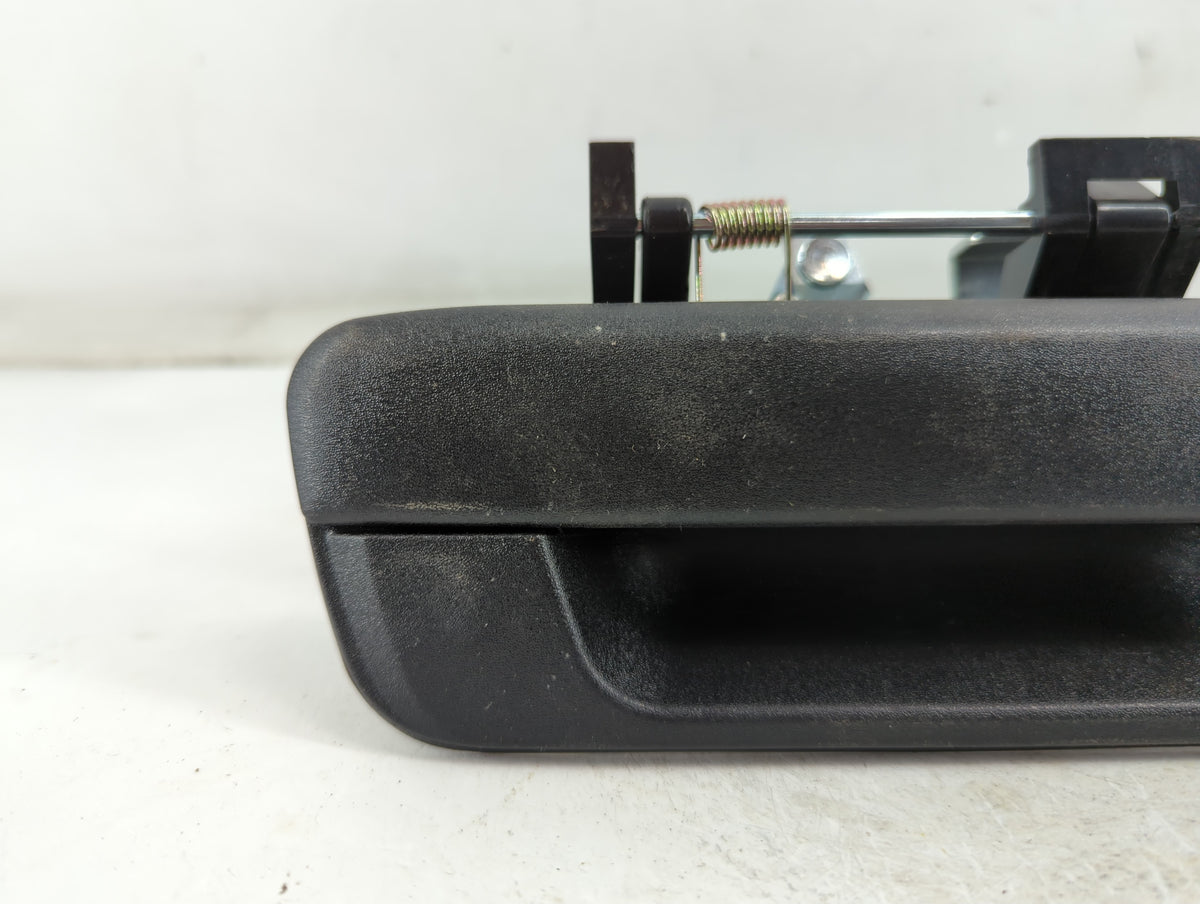 2004 Chevrolet Colorado Driver Rear Left Door Handle Exterior Assembly 885503 - Oemusedautoparts1.com