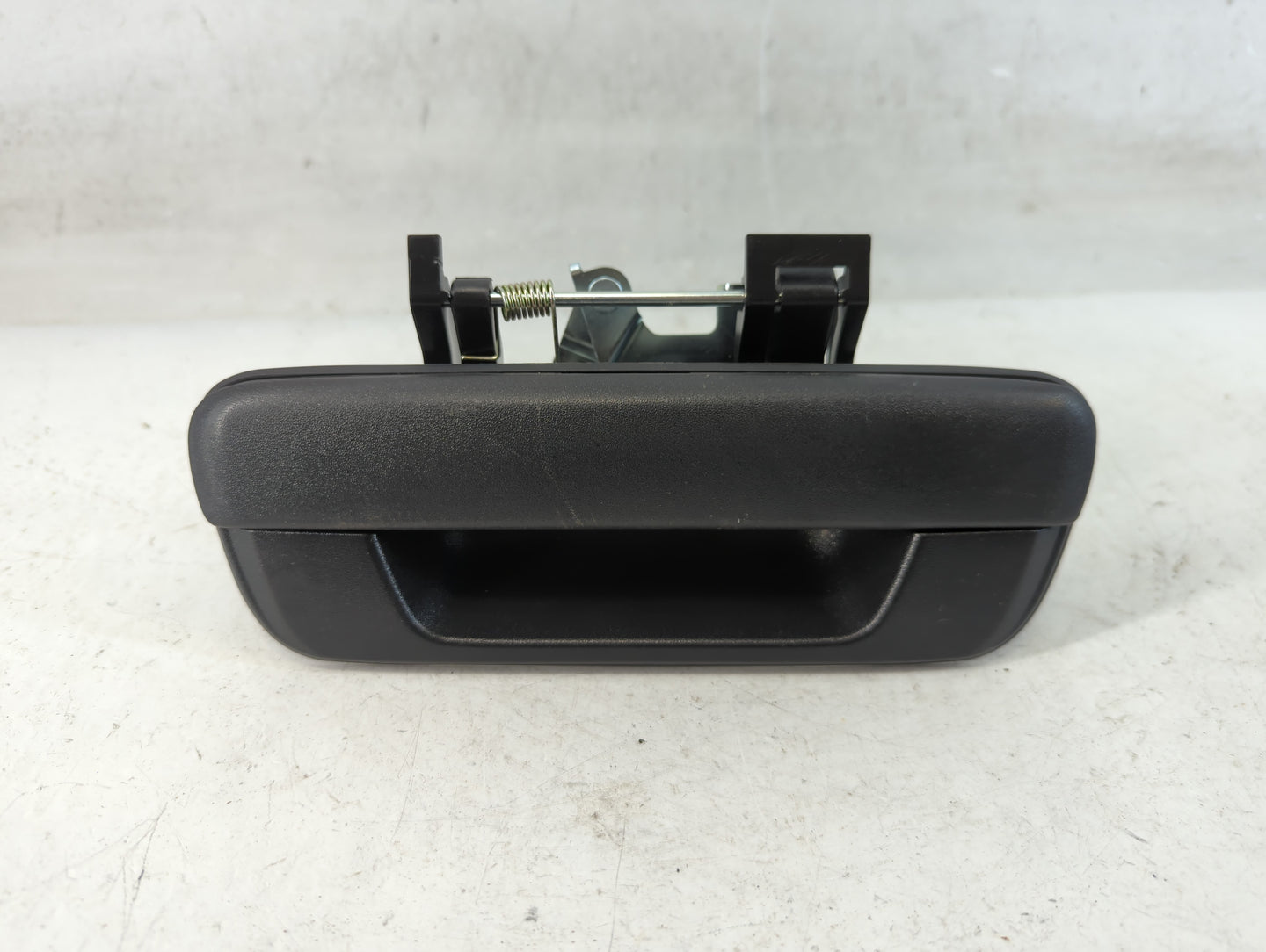 2004 Chevrolet Colorado Driver Rear Left Door Handle Exterior Assembly - Oemusedautoparts1.com
