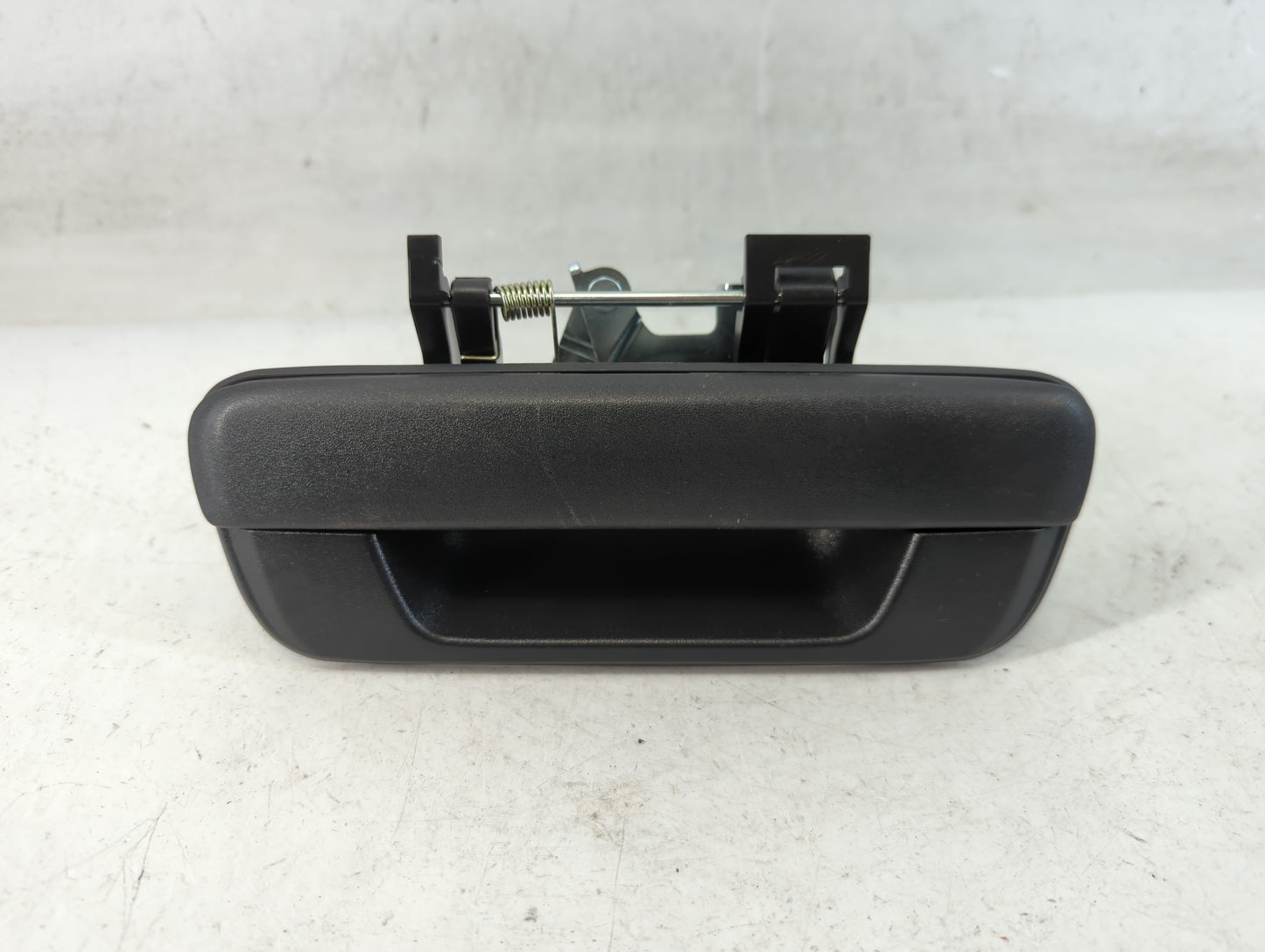 2004 Chevrolet Colorado Driver Rear Left Door Handle Exterior Assembly 886831 - Oemusedautoparts1.com
