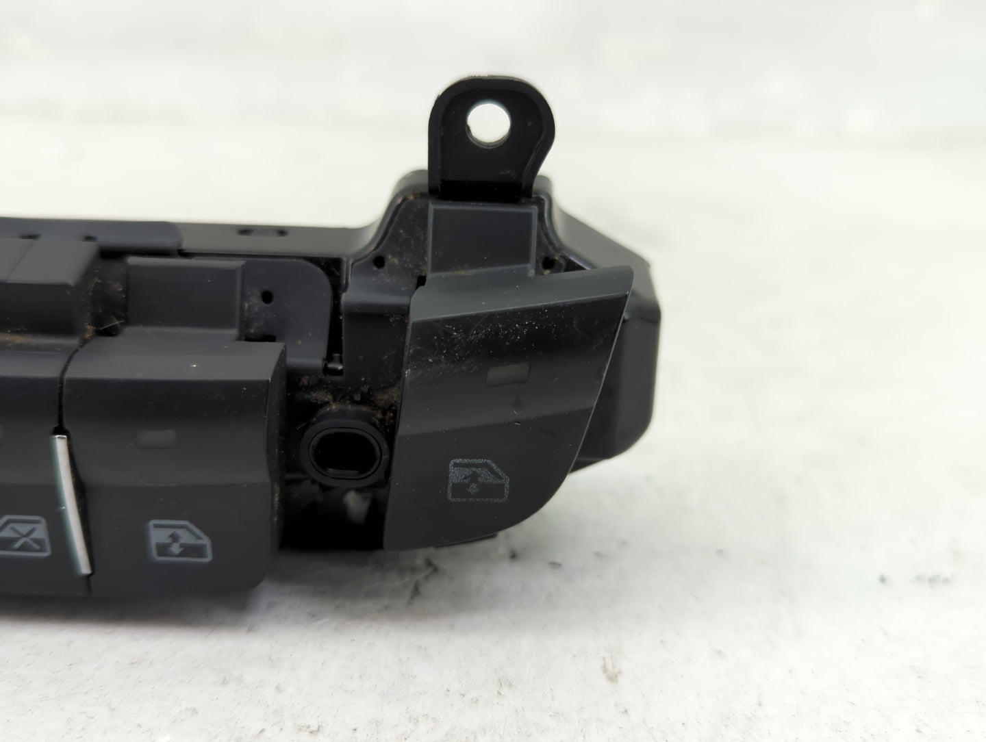2005-2009 Chevrolet Equinox Master Power Window Switch Replacement Driver Side Left Fits Fits 2005 2006 2007 2008 2009 OEM U