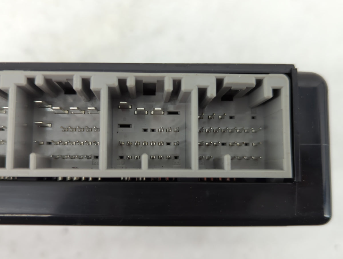 2007-2009 Chevrolet Equinox Body Control Module Bcm Inner Cabin Fuse Box 1130660 - Oemusedautoparts1.com