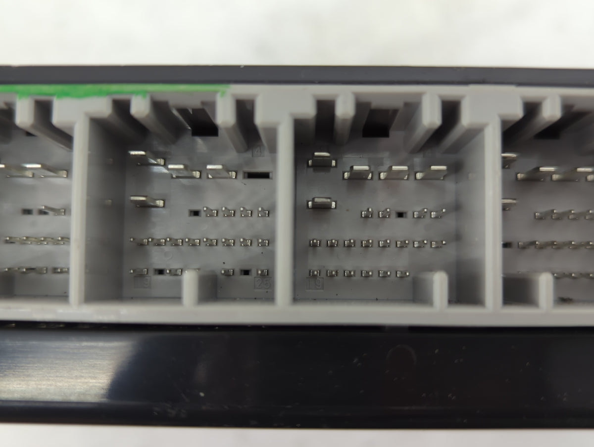 2007-2009 Chevrolet Equinox Body Control Module Bcm Inner Cabin Fuse Box 1130660 - Oemusedautoparts1.com