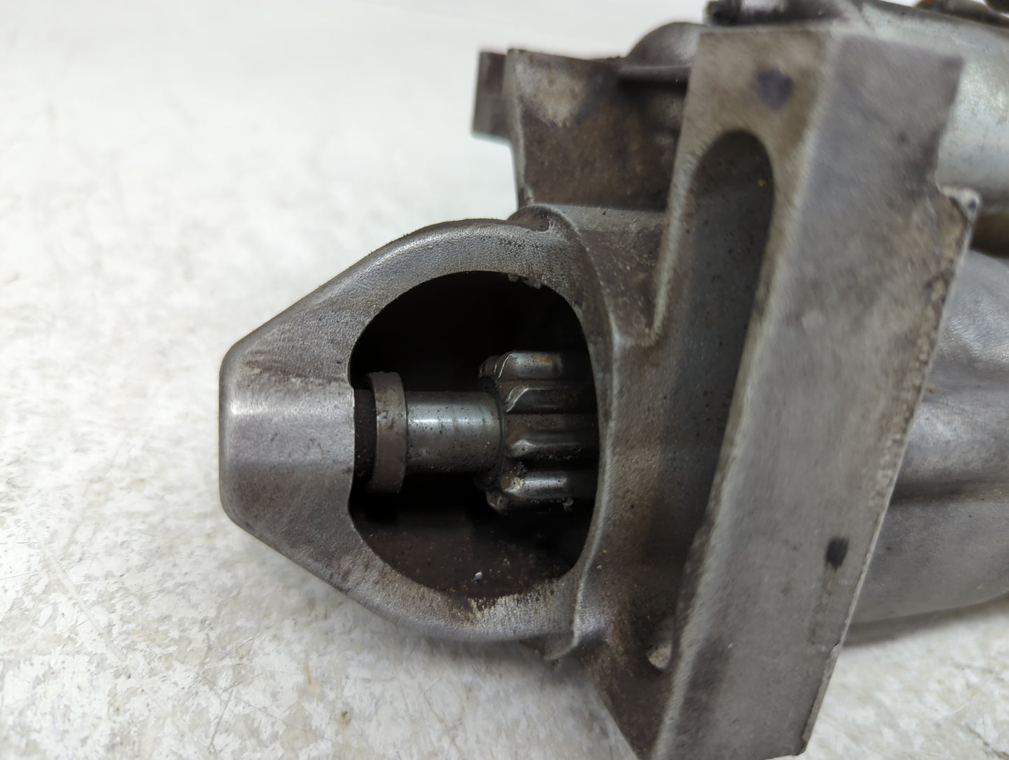 2007-2009 Chevrolet Equinox Car Starter Motor Solenoid OEM P/N:12610637 Fits Fits 2006 2007 2008 2009 2010 OEM Used Auto Par