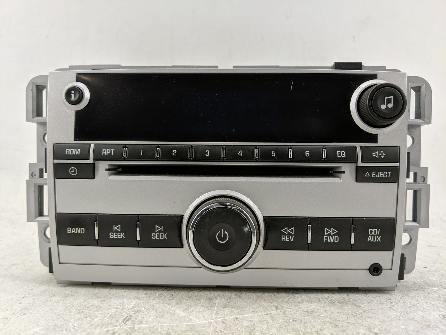 2008 Chevrolet Equinox Radio AM FM Cd Player Receiver Replacement P/N:25956995 Fits OEM Used Auto Parts - Oemusedautoparts1.