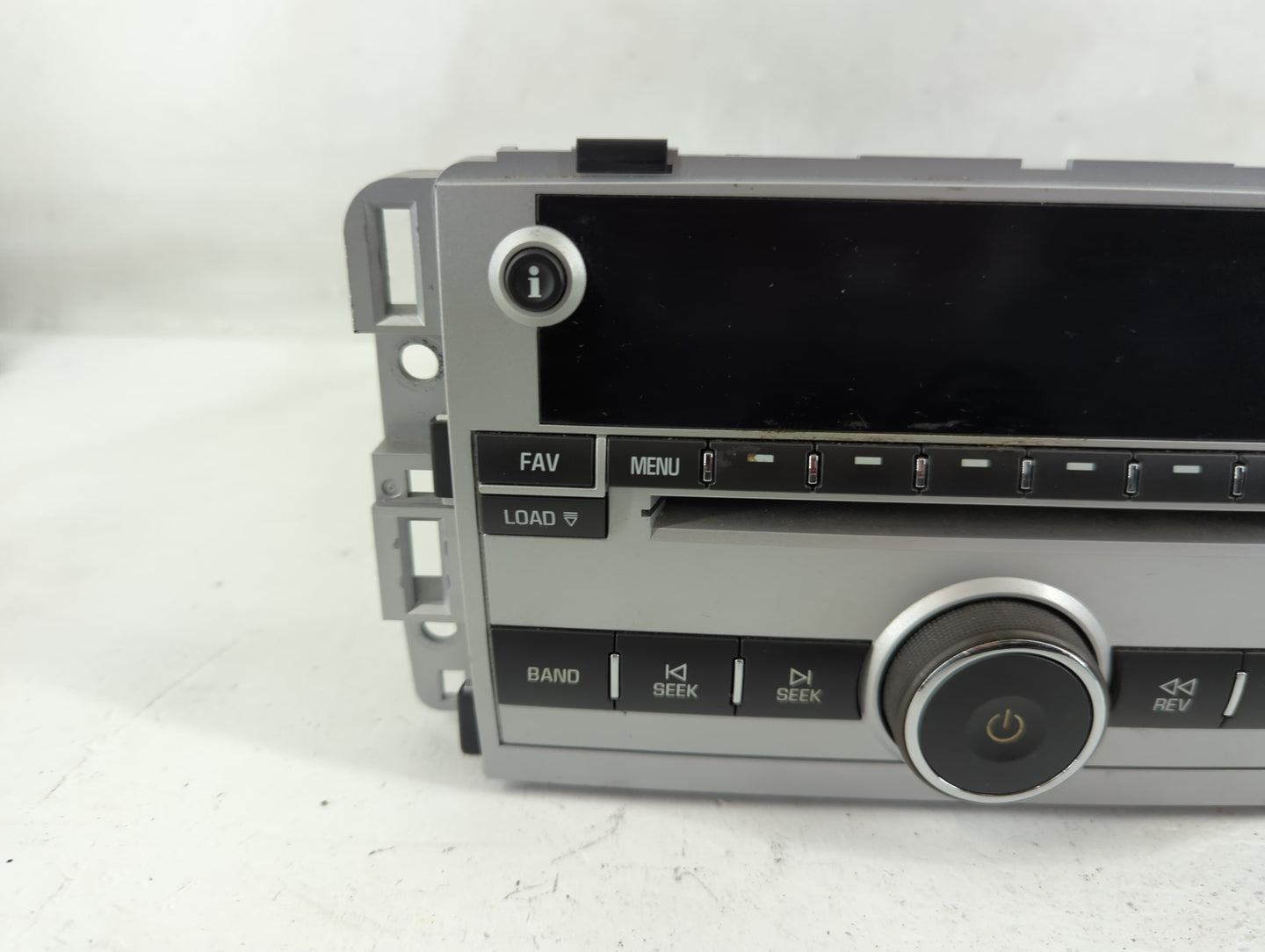 2008 Chevrolet Equinox Radio AM FM Cd Player Receiver Replacement P/N:25887900 Fits OEM Used Auto Parts - Oemusedautoparts1.