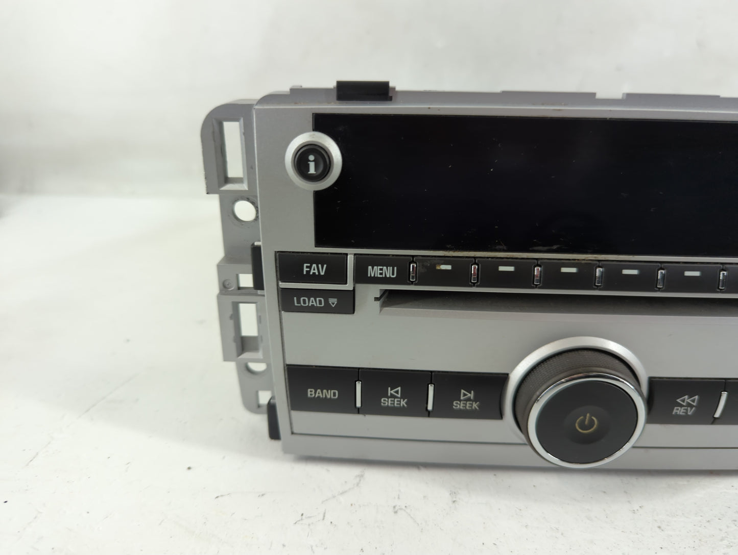 2008 Chevrolet Equinox Radio AM FM Cd Player Receiver Replacement P/N:25887900 Fits OEM Used Auto Parts - Oemusedautoparts1.