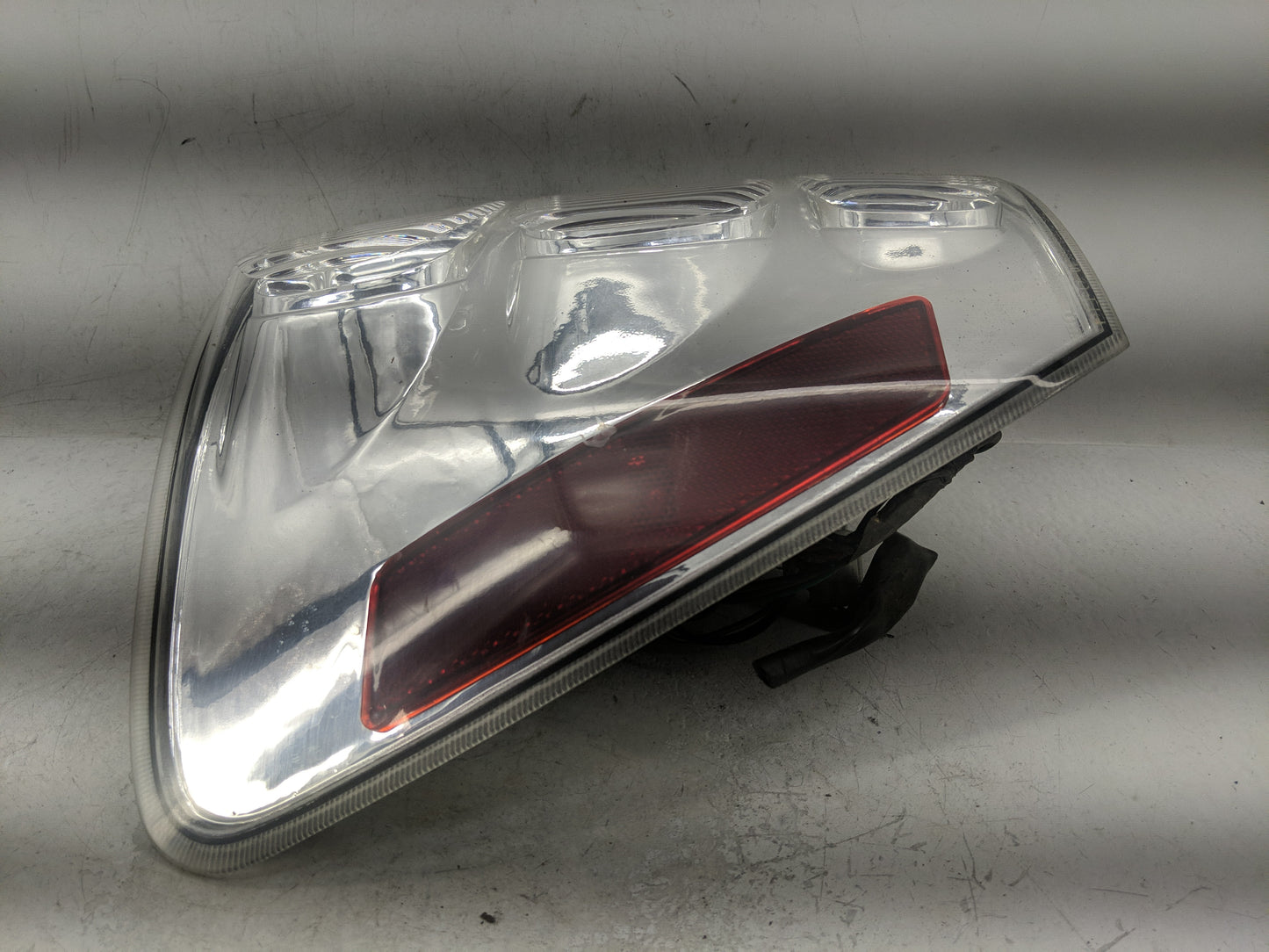 2005-2009 Chevrolet Equinox Tail Light Assembly Driver Left OEM Fits Fits 2005 2006 2007 2008 2009 OEM Used Auto Parts - Oem