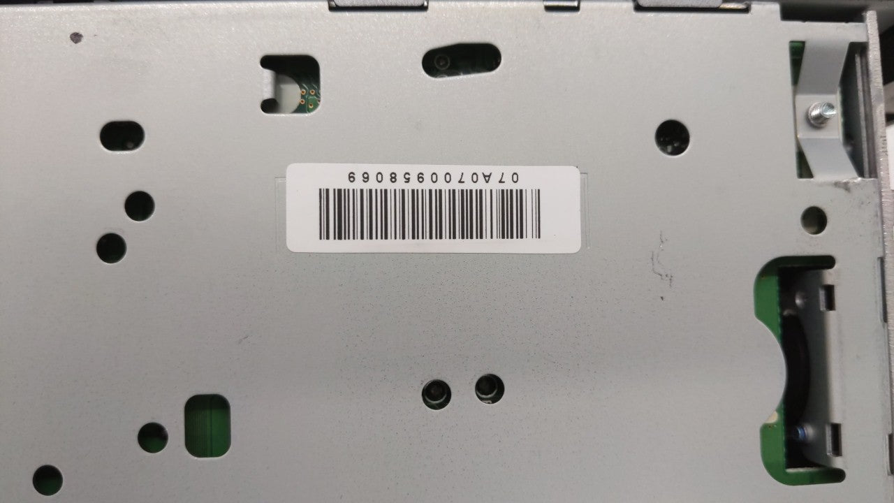 2008 Chevrolet Equinox Radio AM FM Cd Player Receiver Replacement P/N:25887900 Fits OEM Used Auto Parts - Oemusedautoparts1.